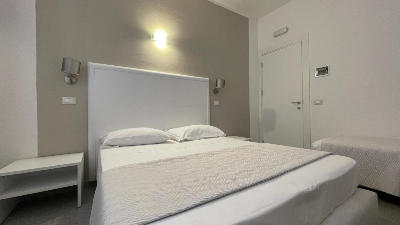 Hotel L'Ogliera Помонте Екстериор снимка