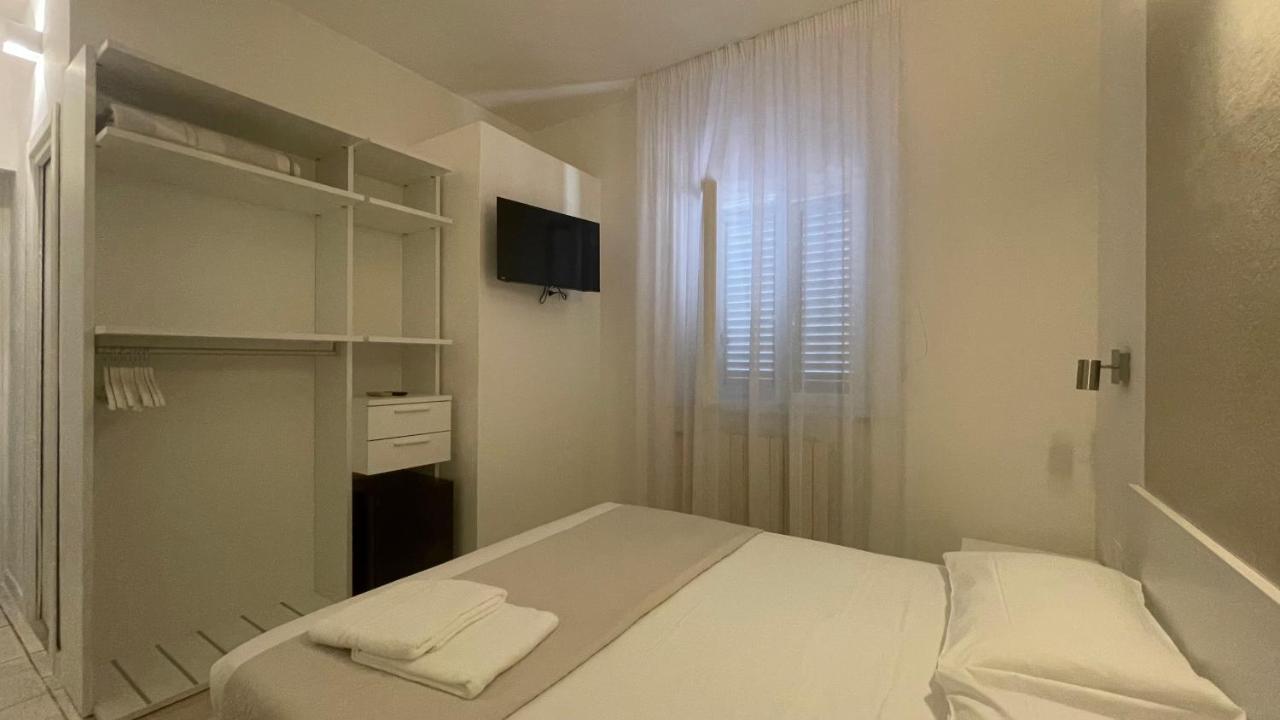 Hotel L'Ogliera Помонте Екстериор снимка