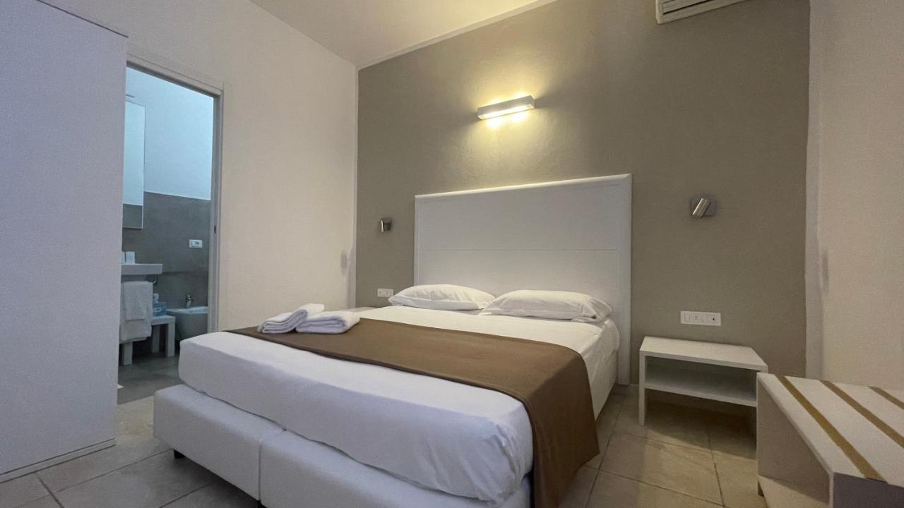 Hotel L'Ogliera Помонте Екстериор снимка