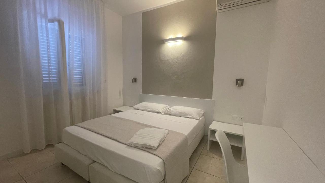 Hotel L'Ogliera Помонте Екстериор снимка