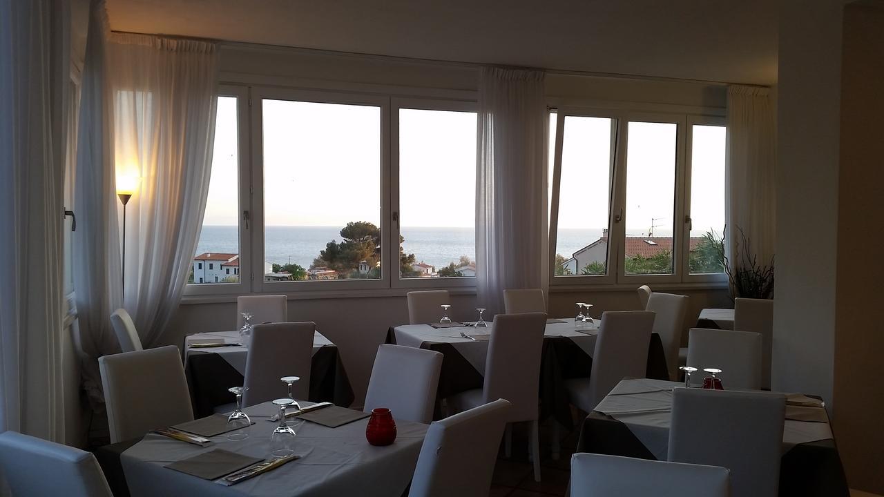 Hotel L'Ogliera Помонте Екстериор снимка