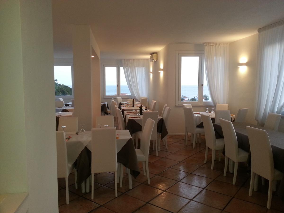Hotel L'Ogliera Помонте Екстериор снимка